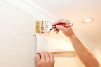 Pose de papier peint à Cusance — revêtements muraux et toiles de verre